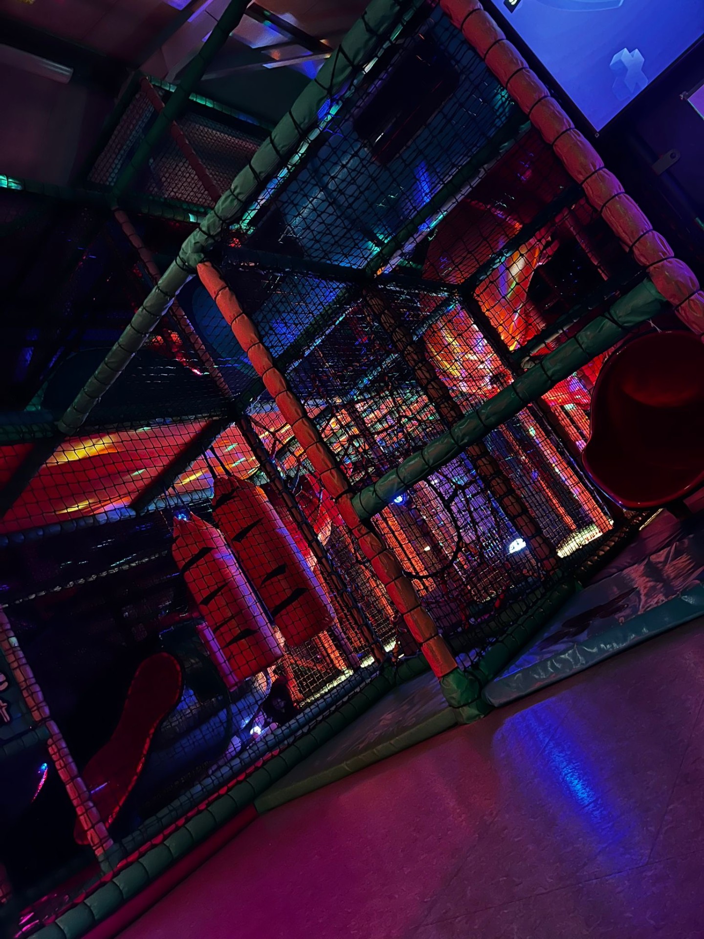 Neon laser tag arena