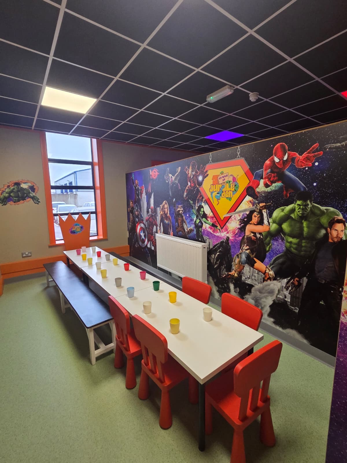 Superhero room - full layout